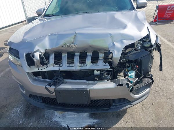 2019 JEEP CHEROKEE LATITUDE FWD — I6