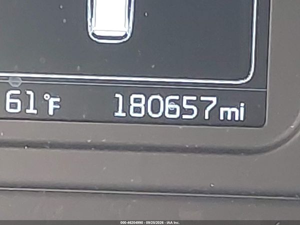 2017 KIA SORENTO 2.4L LX — I7