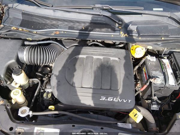 2015 DODGE GRAND CARAVAN SE — I10