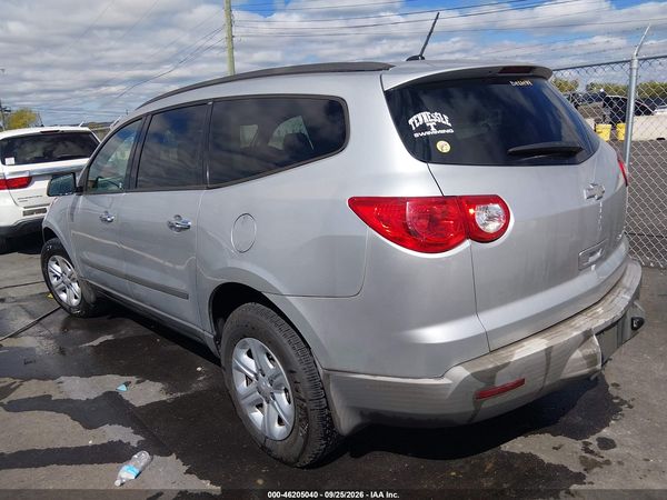 2012 CHEVROLET TRAVERSE LS — I3