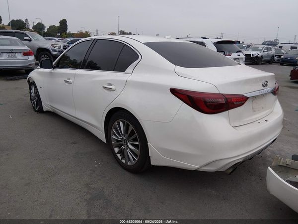 2018 INFINITI Q50 3.0T LUXE — I3