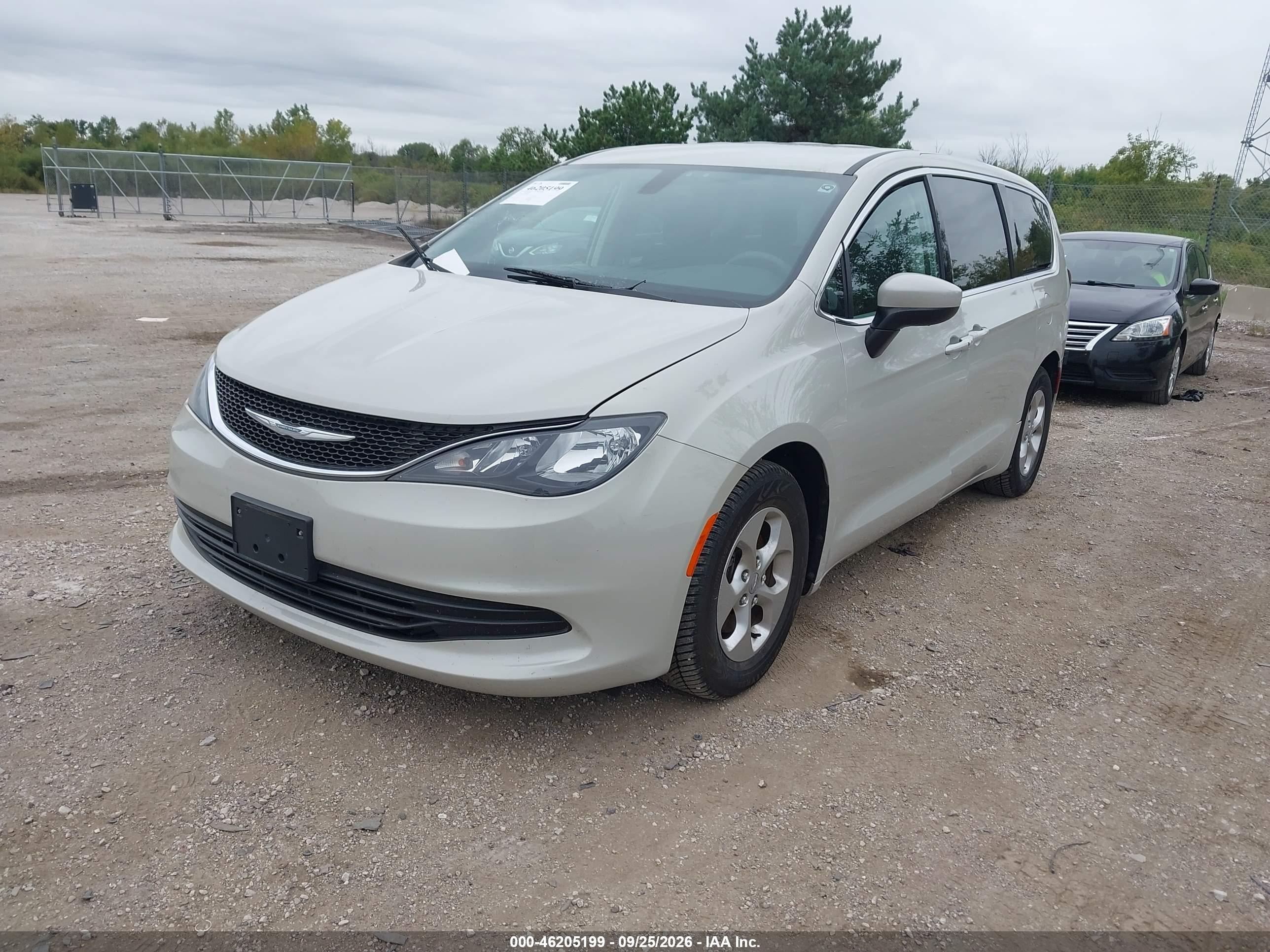 2017 CHRYSLER PACIFICA LX — I2