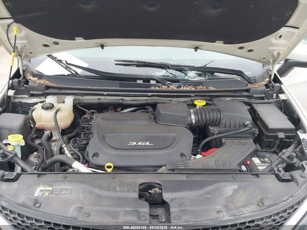 2017 CHRYSLER PACIFICA LX — I10