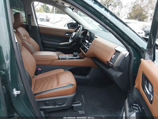 2023 NISSAN PATHFINDER PLATINUM FWD — I5