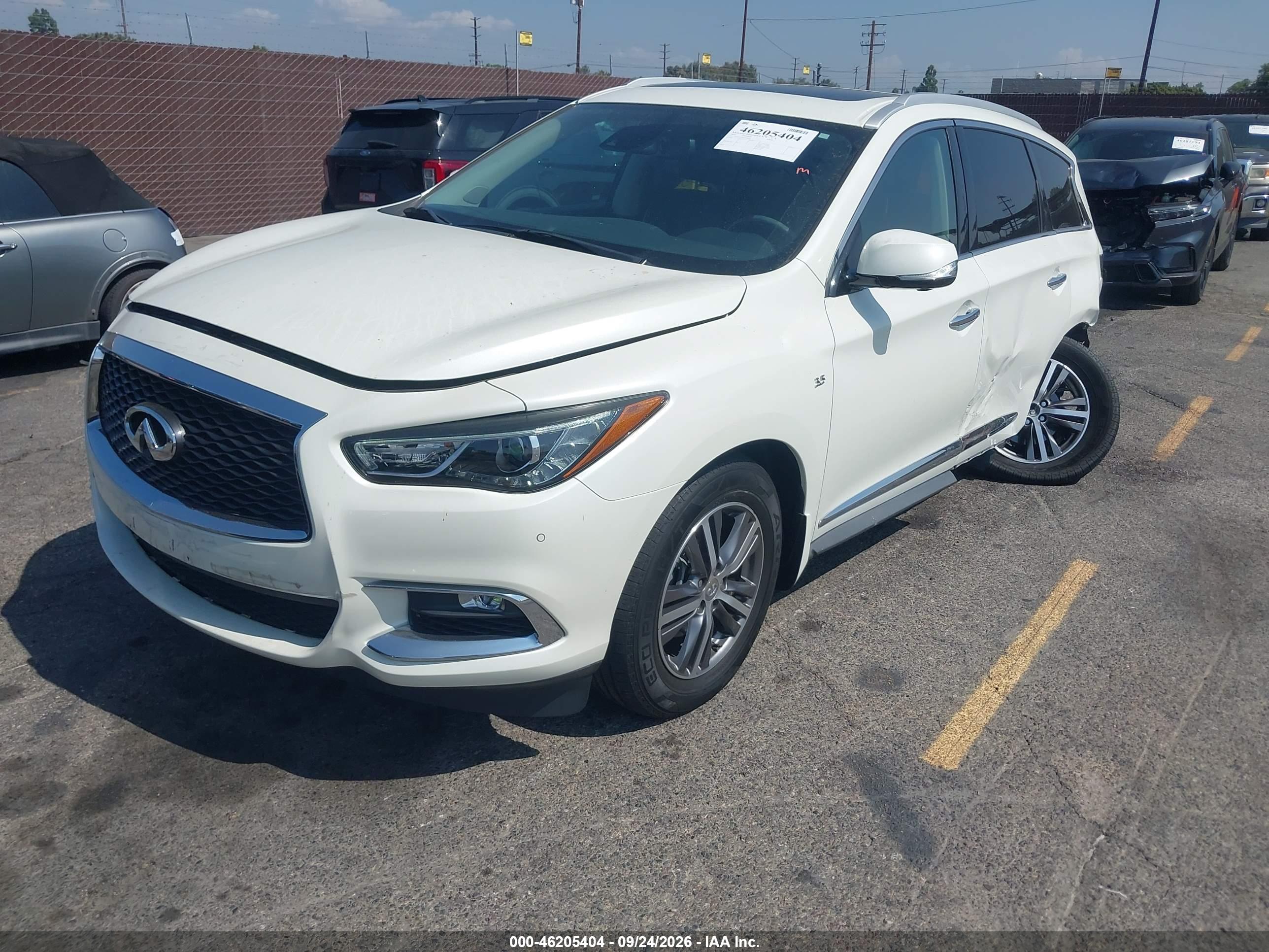 2020 INFINITI QX60 LUXE — I2