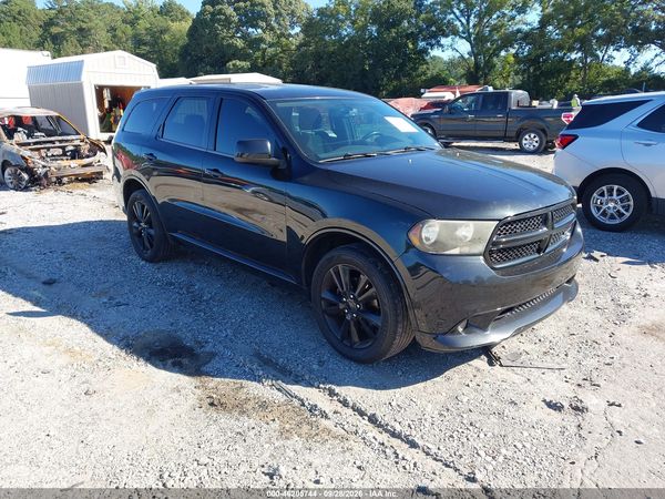 2013 DODGE DURANGO SXT — I1