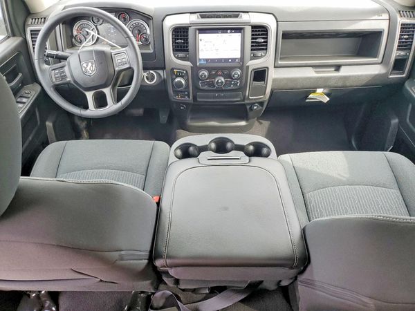 2022 RAM 1500 CLASSIC Tradesman