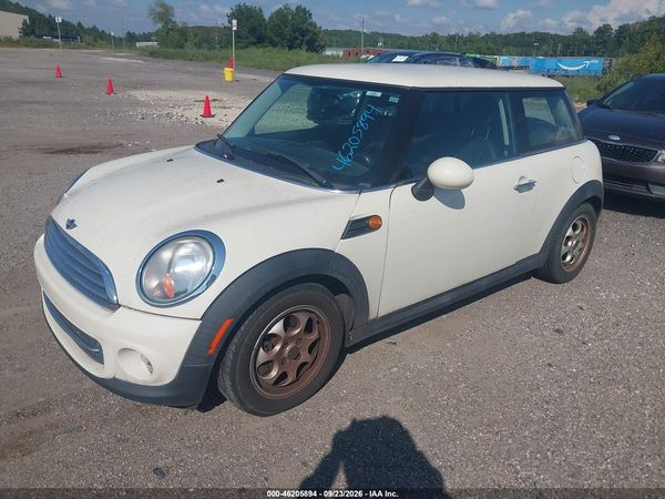 2013 MINI HARDTOP — I2