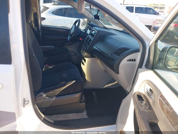 2014 DODGE GRAND CARAVAN SE — I5