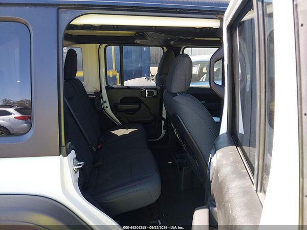 2025 JEEP WRANGLER 4-DOOR RUBICON 4X4 — I8