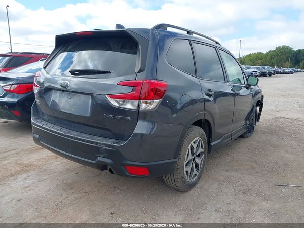 2020 SUBARU FORESTER PREMIUM — I4