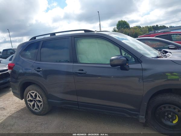 2020 SUBARU FORESTER PREMIUM — I116