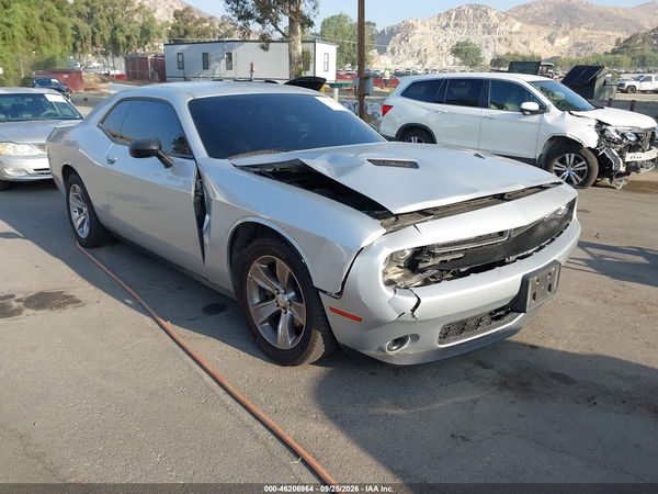 2020 DODGE CHALLENGER SXT — I1