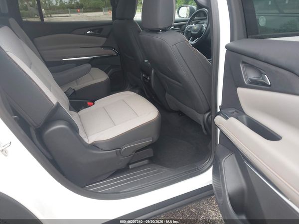 2026 CHEVROLET TRAVERSE FWD LT — I8