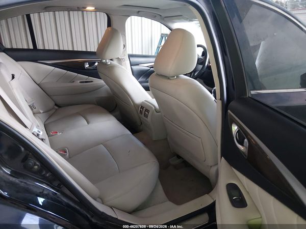 2017 INFINITI Q50 3.0T PREMIUM — I8