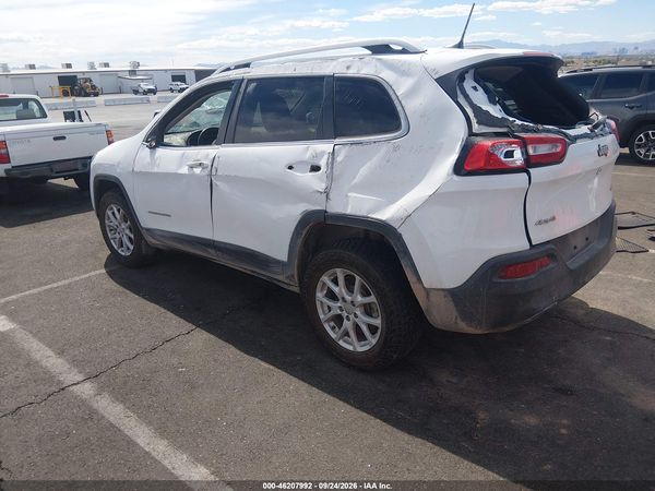 2018 JEEP CHEROKEE LATITUDE 4X4 — I3