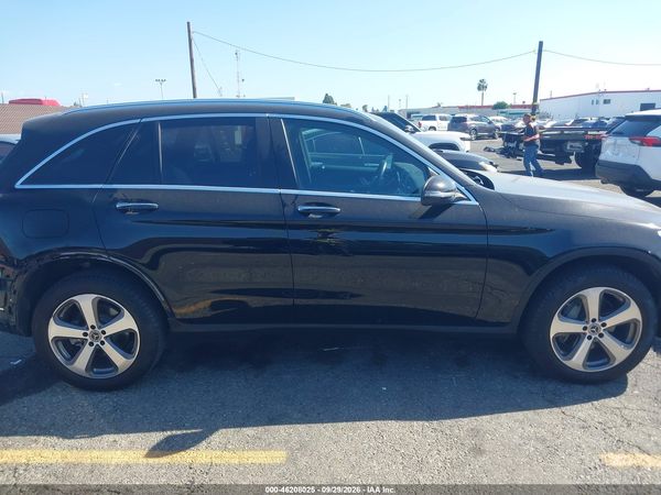 2018 MERCEDES-BENZ GLC 300 GLC300 — I116