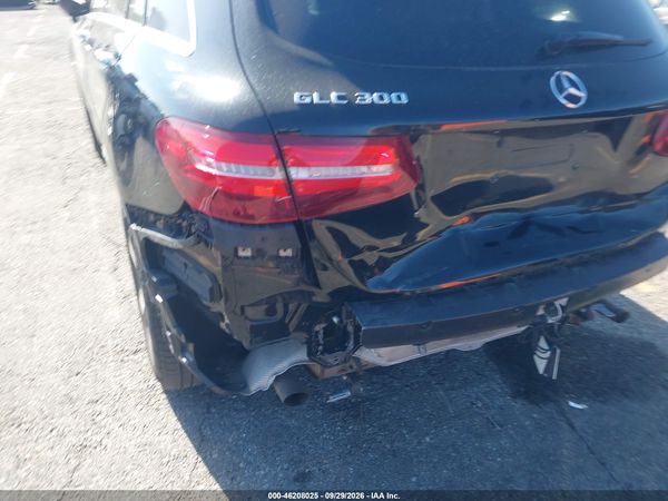 2018 MERCEDES-BENZ GLC 300 GLC300 — I153