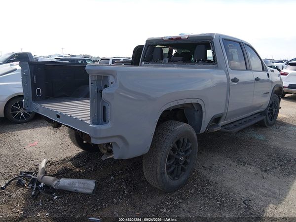 2025 CHEVROLET SILVERADO 2500HD 4WD  STANDARD BED CUSTOM — I4