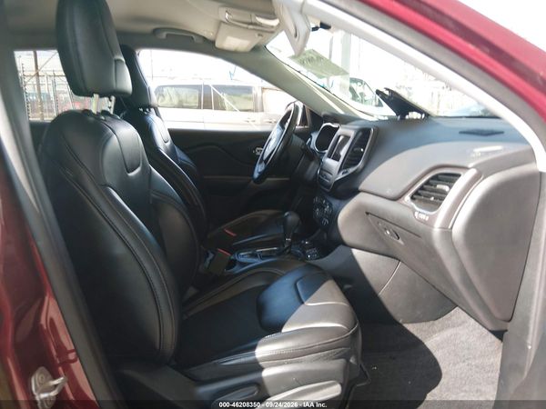 2019 JEEP CHEROKEE LATITUDE PLUS 4X4 — I5
