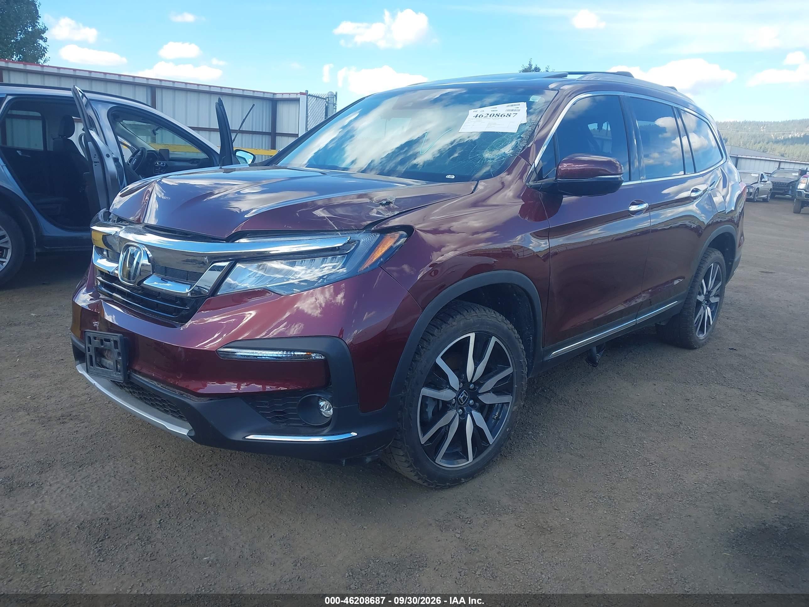 2021 HONDA PILOT AWD TOURING 8 PASSENGER — I2