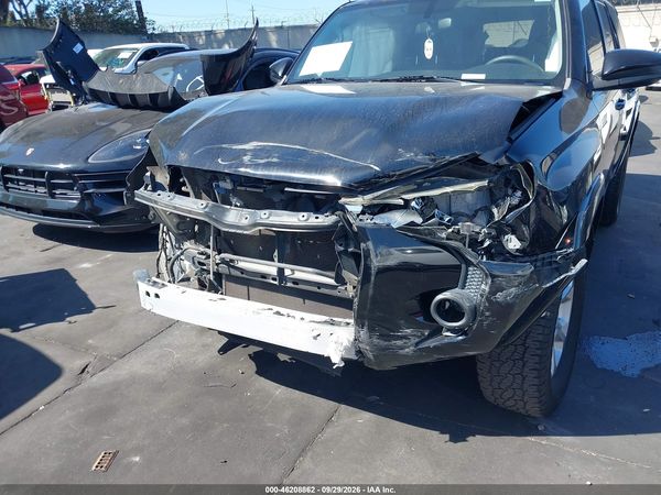 2017 TOYOTA 4RUNNER SR5 — I115