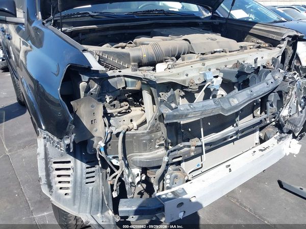 2017 TOYOTA 4RUNNER SR5 — I153