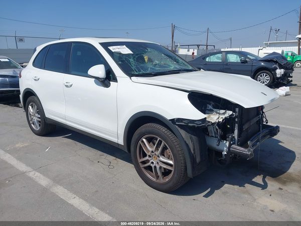 2016 PORSCHE CAYENNE — I1