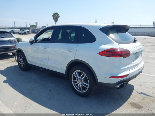 2016 PORSCHE CAYENNE — I3