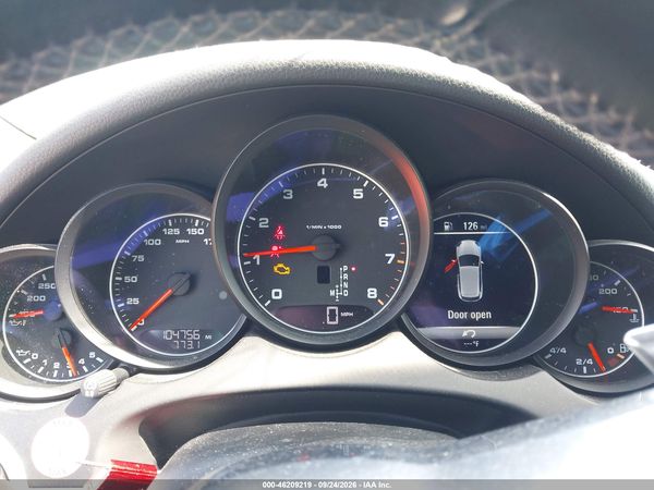 2016 PORSCHE CAYENNE — I7