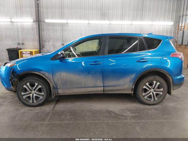 2017 TOYOTA RAV4 LE — I117