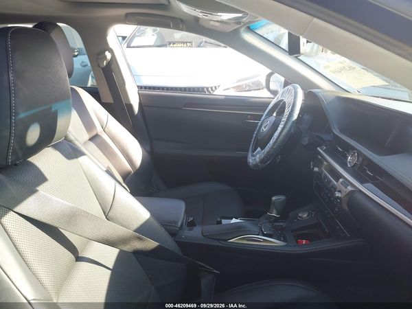 2016 LEXUS ES 350 — I5