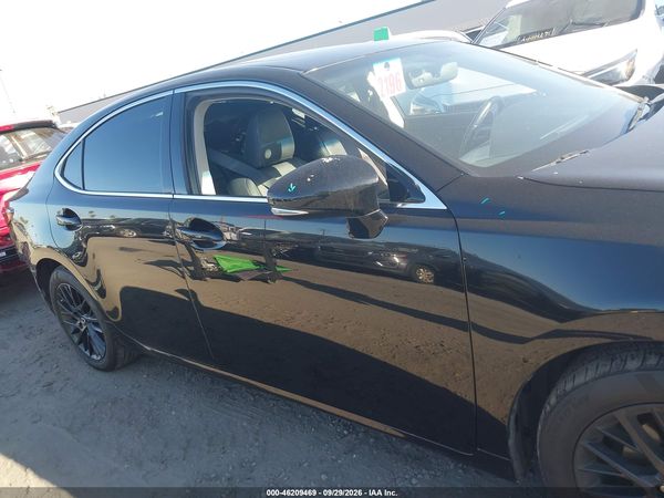 2016 LEXUS ES 350 — I116