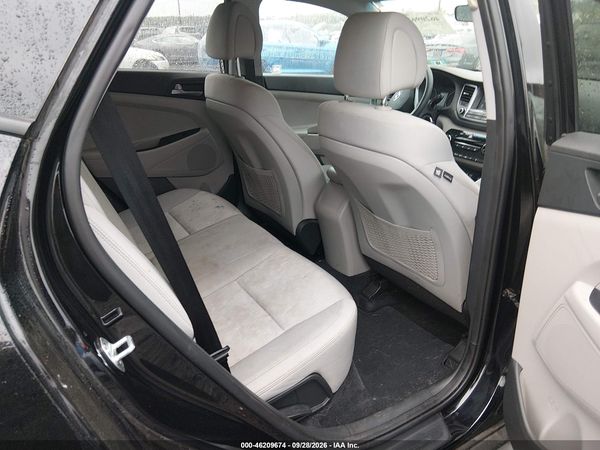 2018 HYUNDAI TUCSON SEL — I8