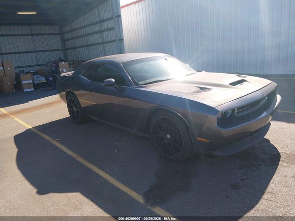2013 DODGE CHALLENGER SXT — I1