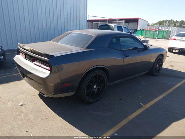 2013 DODGE CHALLENGER SXT — I4