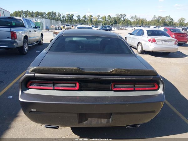 2013 DODGE CHALLENGER SXT — I6