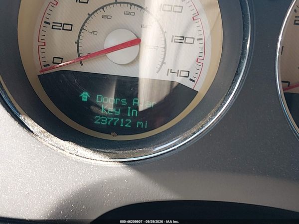 2013 DODGE CHALLENGER SXT — I118