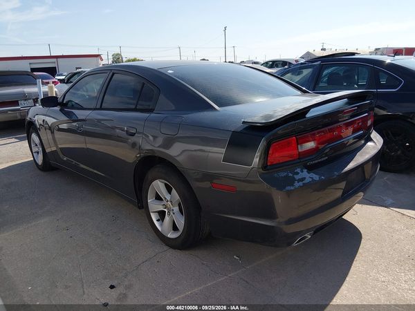 2014 DODGE CHARGER SE — I3