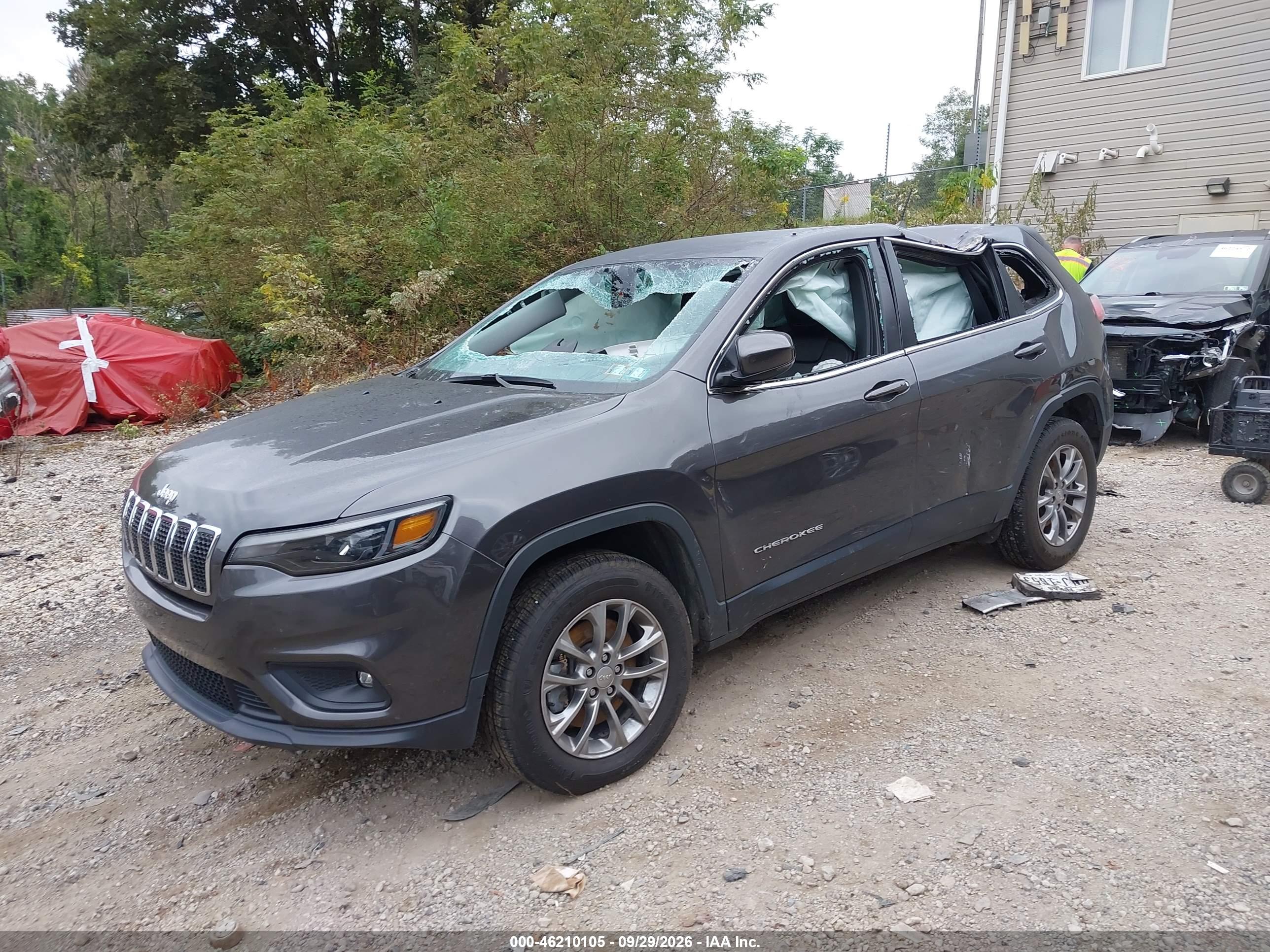 2020 JEEP CHEROKEE LATITUDE PLUS 4X4 — I2