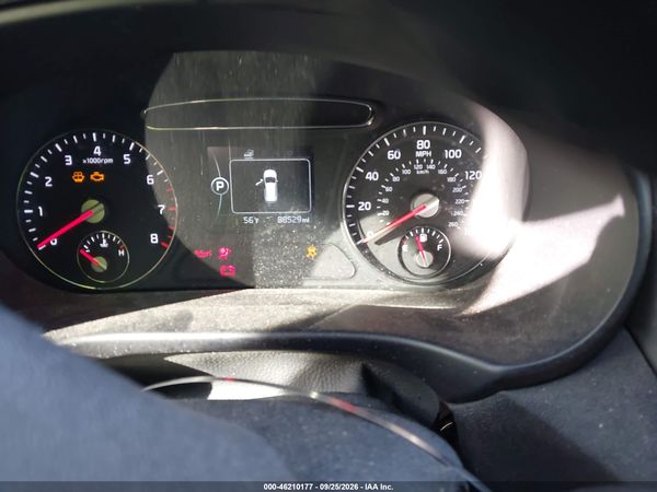 2018 KIA SORENTO 2.4L LX — I7