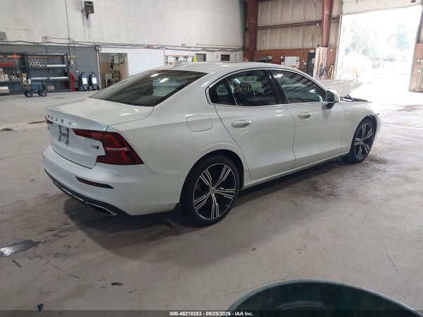 2021 VOLVO S60 T6 INSCRIPTION — I4