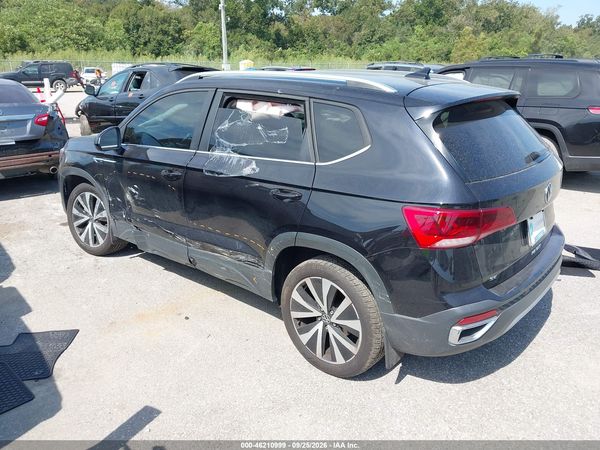 2024 VOLKSWAGEN TAOS 1.5T SE — I3