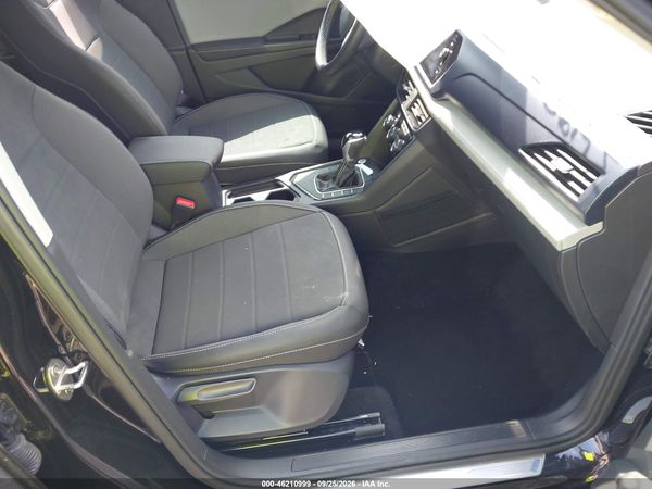 2024 VOLKSWAGEN TAOS 1.5T SE — I5