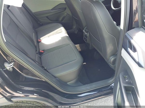 2024 VOLKSWAGEN TAOS 1.5T SE — I8