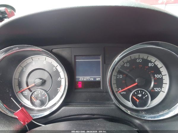 2013 DODGE GRAND CARAVAN CREW — I7
