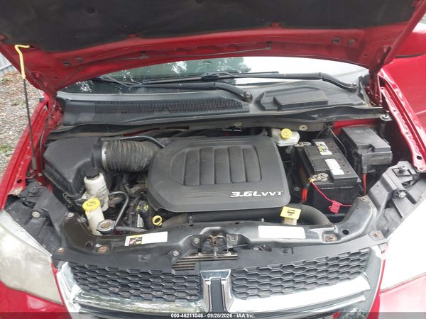 2013 DODGE GRAND CARAVAN CREW — I10
