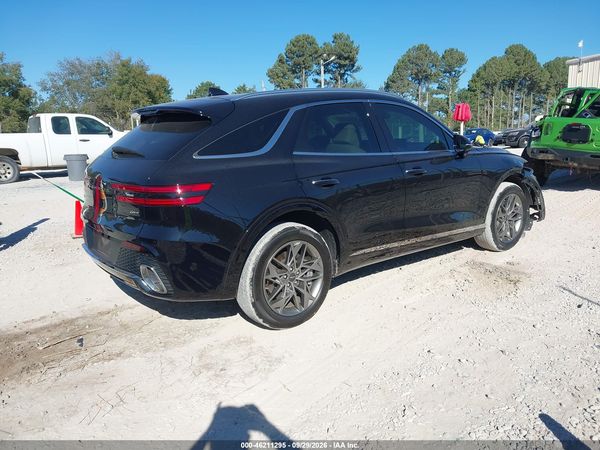 2024 GENESIS GV70 2.5T AWD — I4