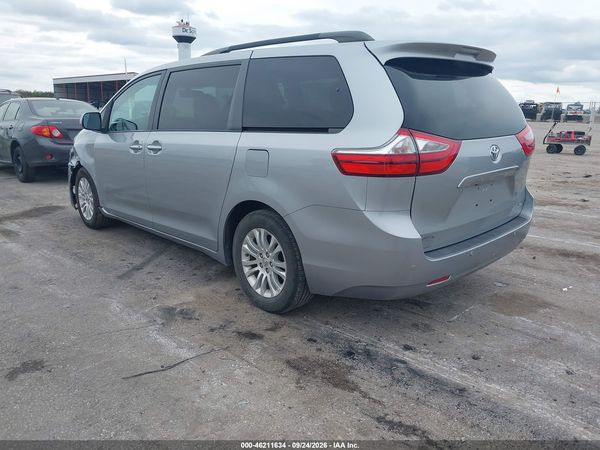 2016 TOYOTA SIENNA XLE 8 PASSENGER — I3