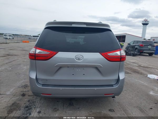 2016 TOYOTA SIENNA XLE 8 PASSENGER — I119